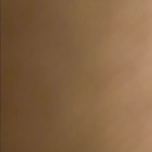 Meet your Posher, Mona